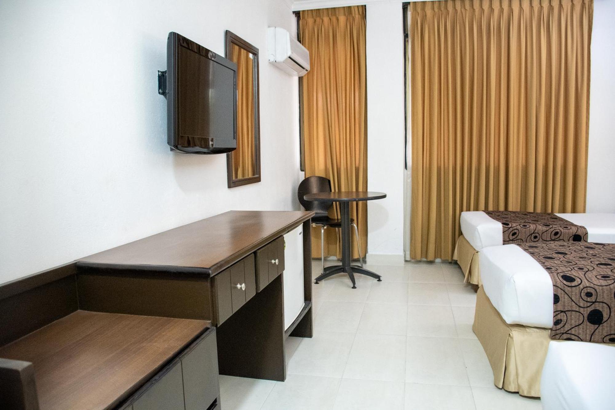 Hotel Arizona Suites Cucuta Exterior photo